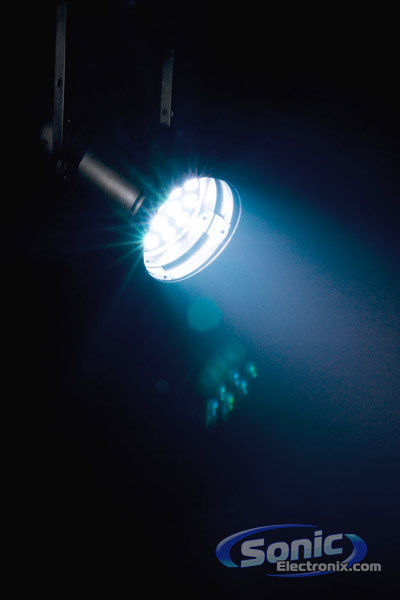 Chauvet LED PAR 64 TRI-B (Black) Image 10
