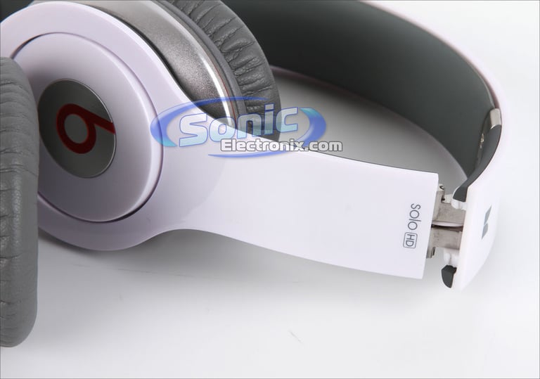 Monster Cable Beats by Dr. Dre SOLO HD White Edition Image 9
