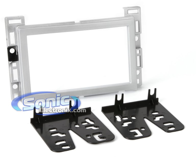 Metra 95-3302S Dash Kit Image 1