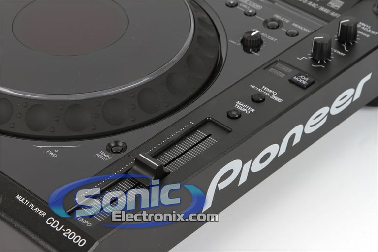 Pioneer CDJ-2000 Image 5