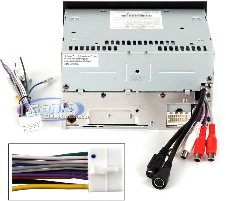 Clarion CX201 + THD301 HD Radio Combo Image 3
