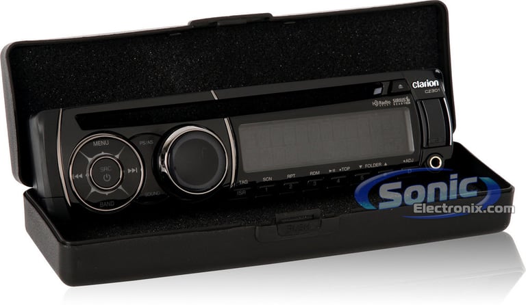 Clarion CZ301 + THD301 HD Radio Combo Image 5