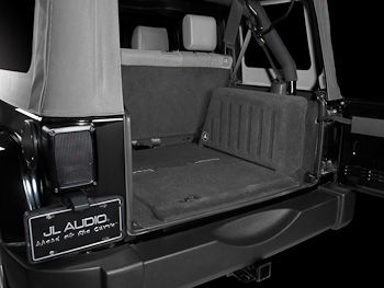 JL Audio Stealthox SB-J-UNLTD4DR/13TW5 Image 3