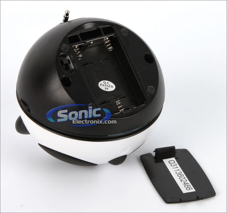 Battery/USB Powered Panda Bear Portable Speaker - Open Box/Complete Image 6