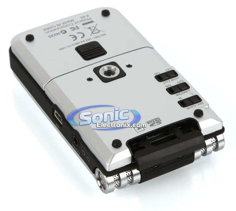 Roland R-05 Image 3