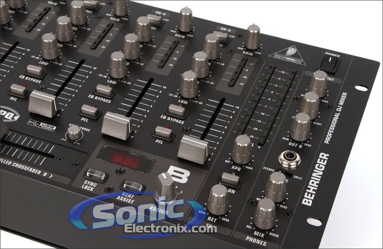 Behringer VMX1000USB Image 9