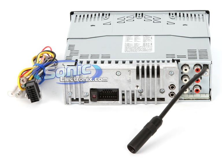 Alpine CDE-136BT Image 4