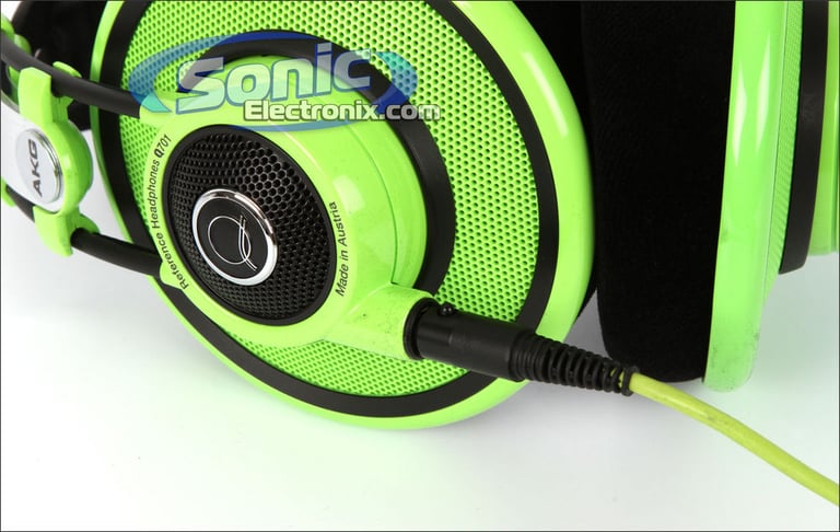 AKG Q 701 Quincy Jones Signature Reference Edition - Green Image 6