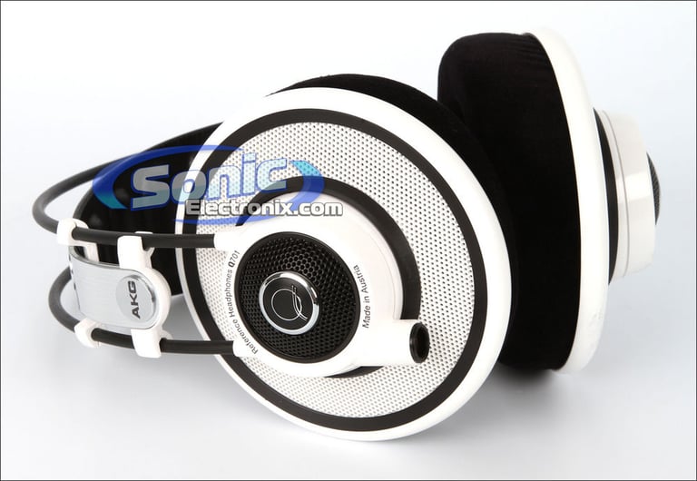 AKG Q 701 Quincy Jones Signature Reference Edition - White Image 5