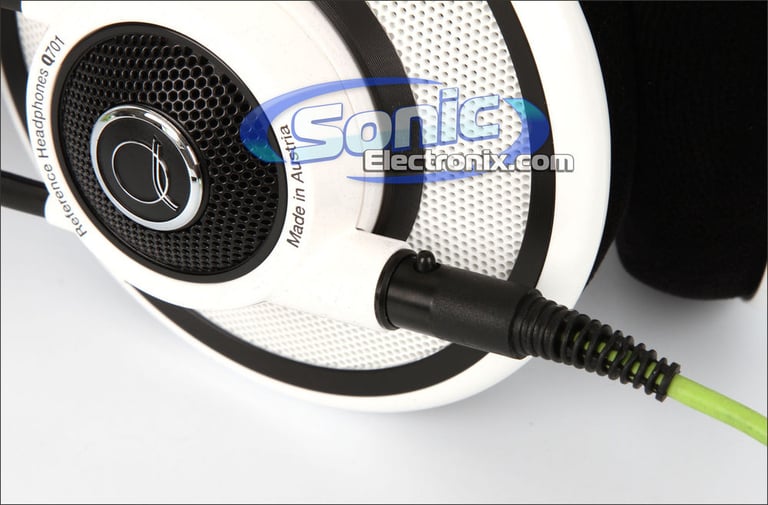 AKG Q 701 Quincy Jones Signature Reference Edition - White Image 6