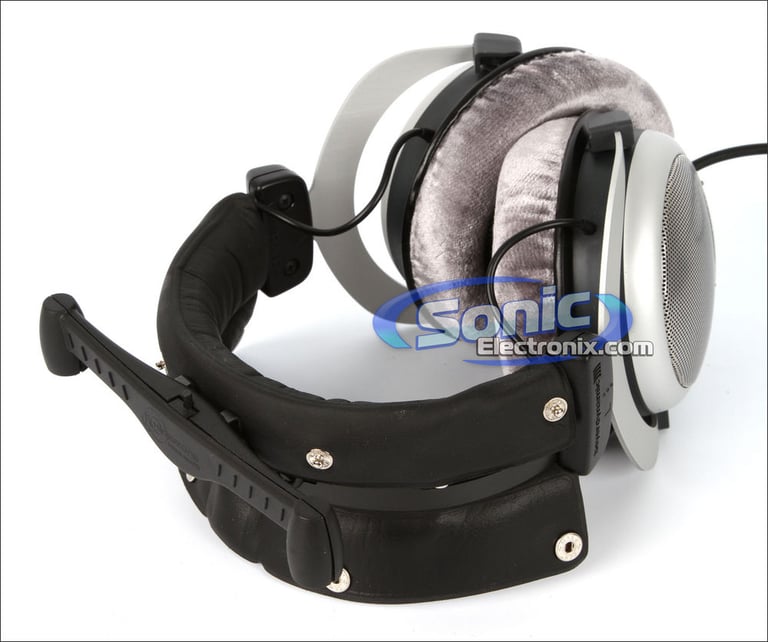 Beyerdynamic Headzone Home HT 5.1 Surround Sound Amplifier & DT 880 Headphones Combo Image 14