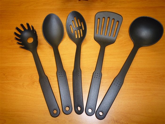 Ragalta RTS-011 5 Piece Durable Nylon Kitchen Set Image 1