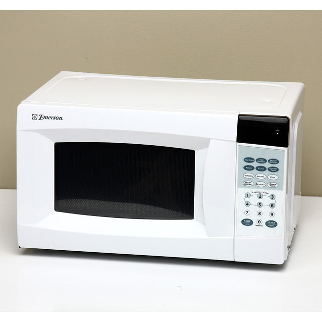 Emerson MWEM7300WRB 0.7 Cubic Feet Microwave Image 1
