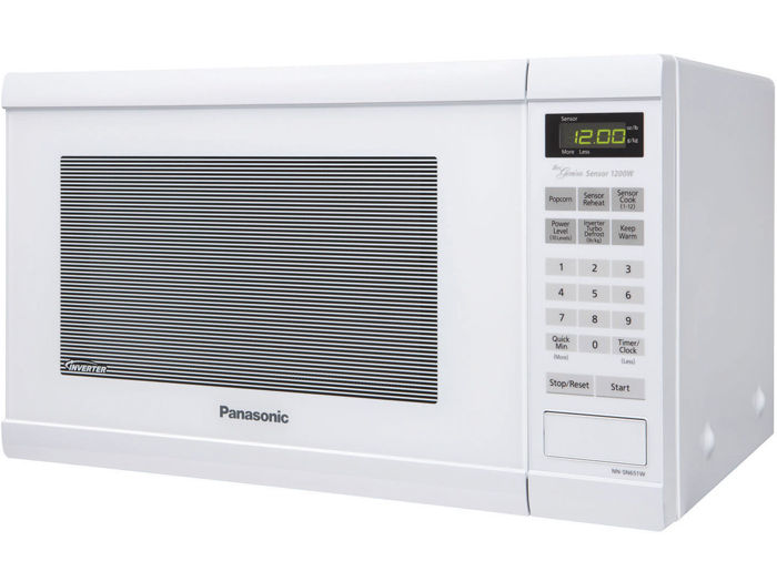 Panasonic MWPA651W 1.2 Cubic Foot Inverter Microwave Image 1