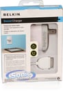 Belkin Swivel Wall Charger with Apple Syn Cable (White) Image 5