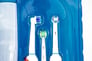 Oral-B Pro 2000 Image 2